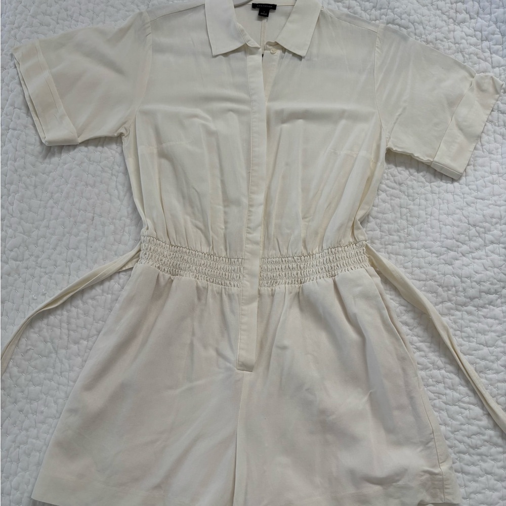 Ann Taylor Cream Short Sleeve Romper